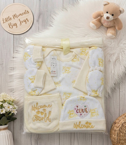 Welcome To The World - New Born Baby Winter Fleece Gift Set (8 Pieces)
