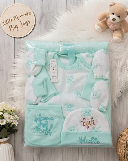 Welcome To The World - New Born Baby Winter Fleece Gift Set (8 Pieces)