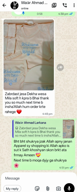 WhatsApp customer review screenshot