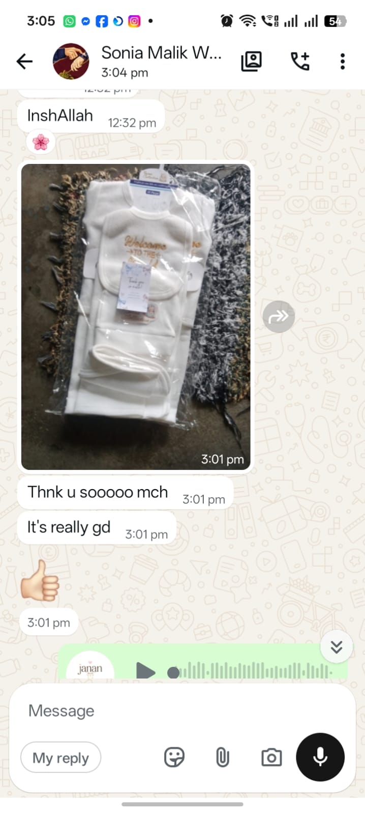 WhatsApp customer review screenshot