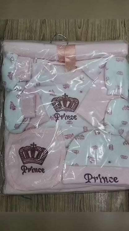 Prince Crown - New Born Baby Winter Fleece Gift Set (8 Pieces)